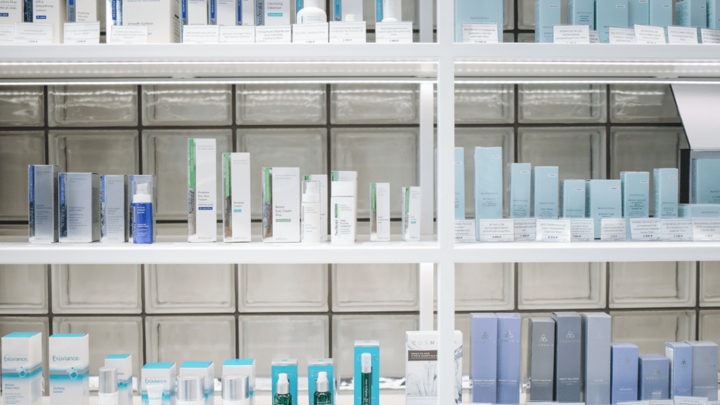 How to Layer Skincare Products for Maximum Effectiveness: A Step-by-Step Guide