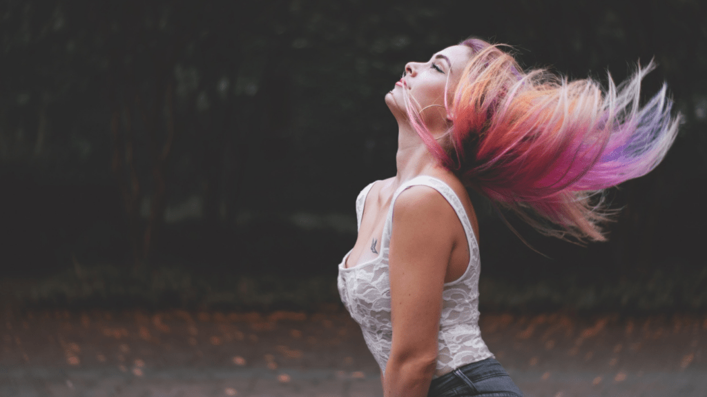 How to Maintain Your Hair Color Between Salon Visits: Expert Tips for Lasting Vibrance