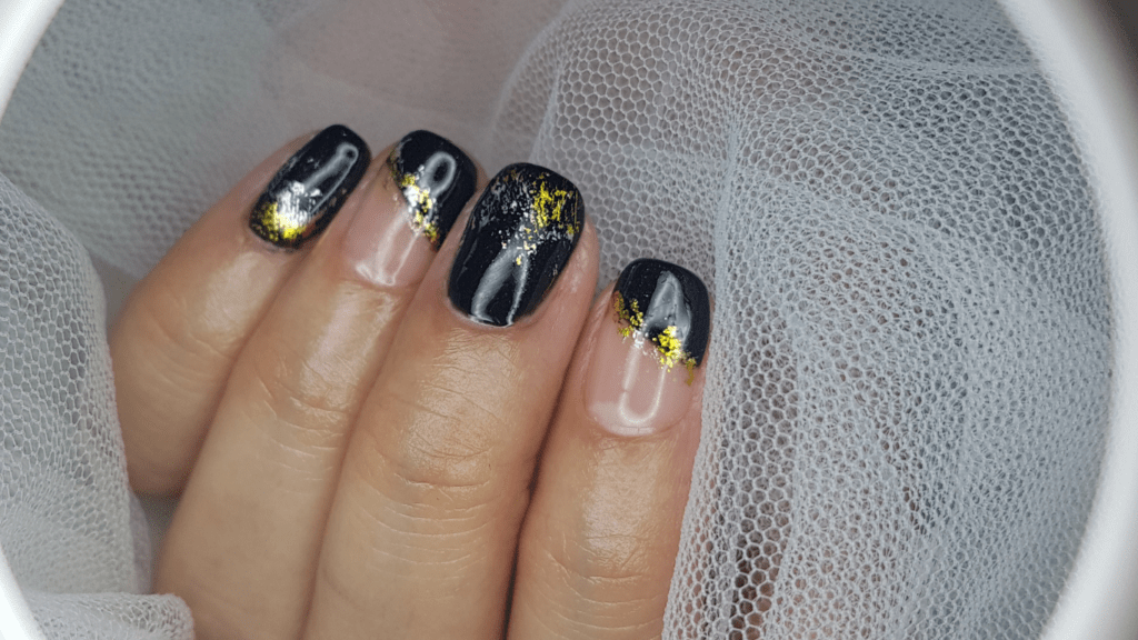 Metallic and Glitter Accents
