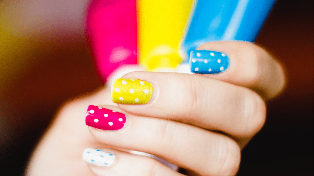 Step by Step Guide to Creating Simple Nail Art Designs Easy Tips for Stunning Nails