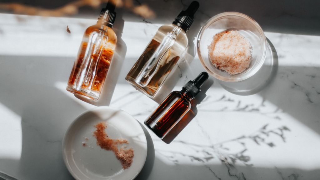 Understanding the Difference Between Natural and Organic Skincare A Complete Guide